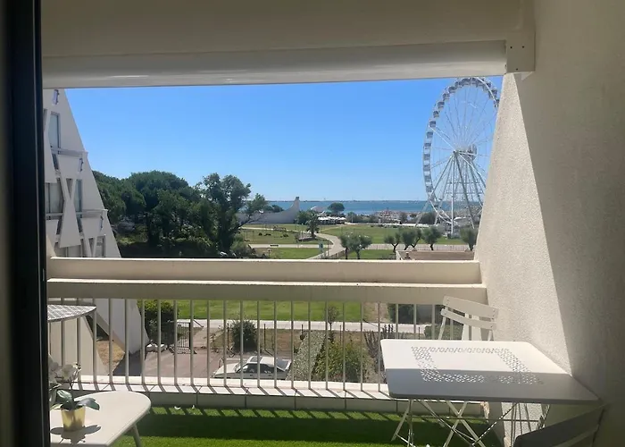 Studio Vue Mer, Velos, Terrasse, Ascenseur Et Garage 6Mn A Pied