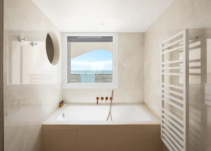 Hotel La Plage 5 Etoiles La Grande Motte
